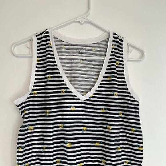 ANN TAYLOR LOFT White Black Stripe Pineapple Fruit V-Neck 100% Cotton Tank Top - Picture 2 of 12